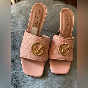 Valentino Size 10 Slide Sandel